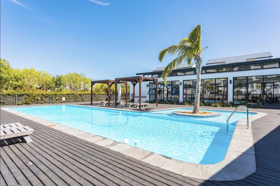 1 Bedroom Property for Sale in Sandown Western Cape